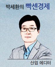 북극은 인류 역사에서 오랜 시간 미지의 땅이었다. 16세기에 들어서야 북극에 대한 탐험이 본격적으로 이뤄졌다. 북극 지역에 대한 지속적인 연구와 과학기술의 발달을 통해 그 가치와 잠재력이 부각됐지만 지금도 접근이 어려운 지역이다. 해빙(海氷)으로 뒤덮여 있는 ‘북극해 항로(NSR)’ 중 일부가 러시아의 국내 항로로 이용됐을 뿐 관심 밖의 항로였다.