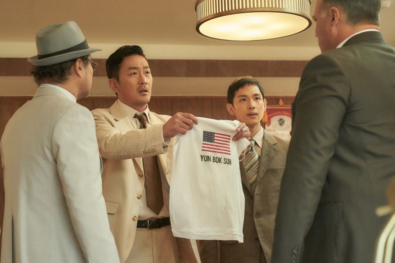 그럼에도 ‘국뽕’과 ‘신파’라는 이야기가 나온다. ‘국뽕’이라고 모두 나쁘다고 할 수 없다. 영화를 보면 억지로 짜내거나 감정을 강요하지 않고, 1947년 보스톤 마라톤 대회를 통해 그 시대를 차분히 들여다볼 수 있어 자연스럽게 감정이입이 되면서 공감까지 할 수 있다.