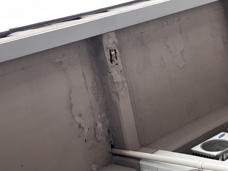 노후한 세운상가 건물. 철근이 육안으로 보기에도 드러나 있다/박자연 기자