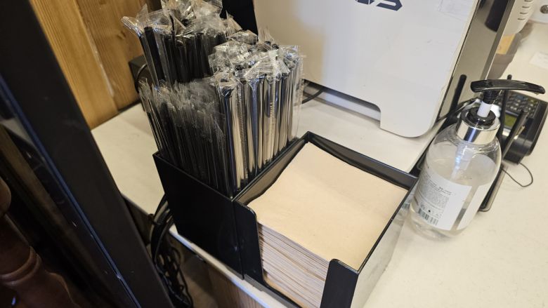 27일 서울의 한 카페에 일회용 빨대가 꽂혀있다. 정목희 기자