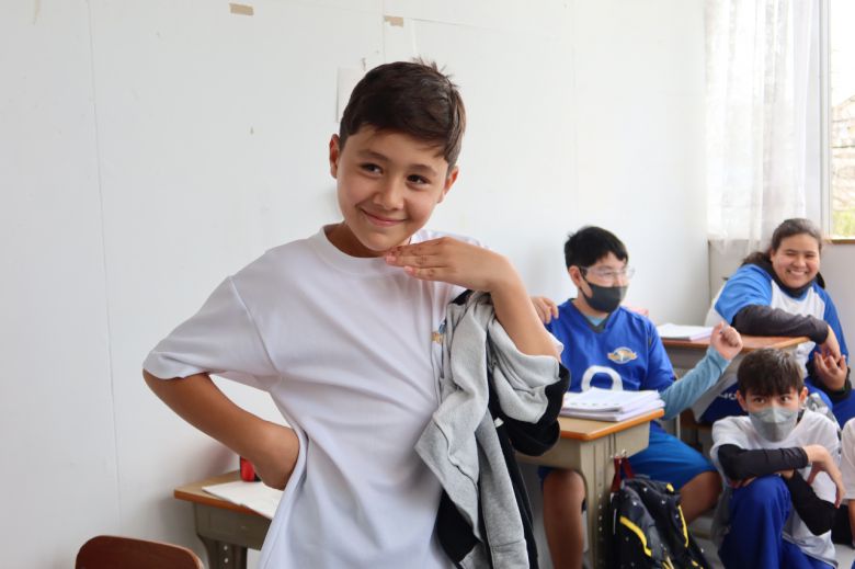 지난달 11일 방문한 시즈오카현 하마마쓰시 남미계 외국인학교 ‘에스콜라 알칸세’의 중학교 교실에 들어가자 학생들이 휴식시간을 즐기고 있다. 안세연 기자