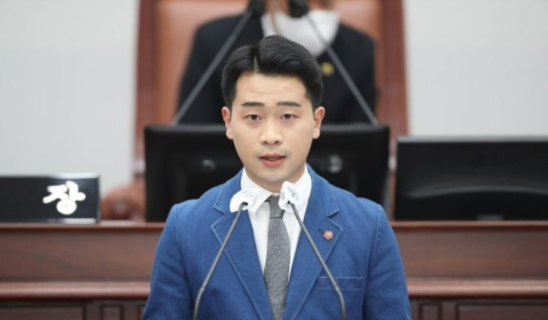 강경흠 전 의원[제주도 의회 제공]