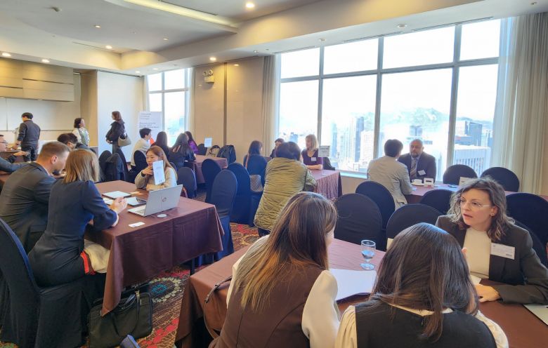 슬로바키아 관광청 담당자(오른쪽)는 한국어를 유창하게 하면서 그간 한국인들이 많이 알지 못했던 슬로바키아 관광 매력을 전하고 있다.