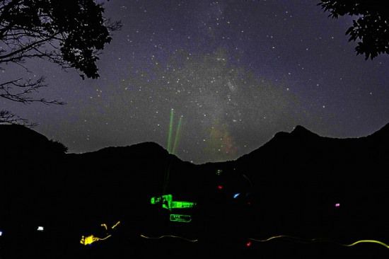 나리 빛나는 밤에 만나요 행사에 밤하늘을 수놓은 아름다운 은하수(울릉군 제공)