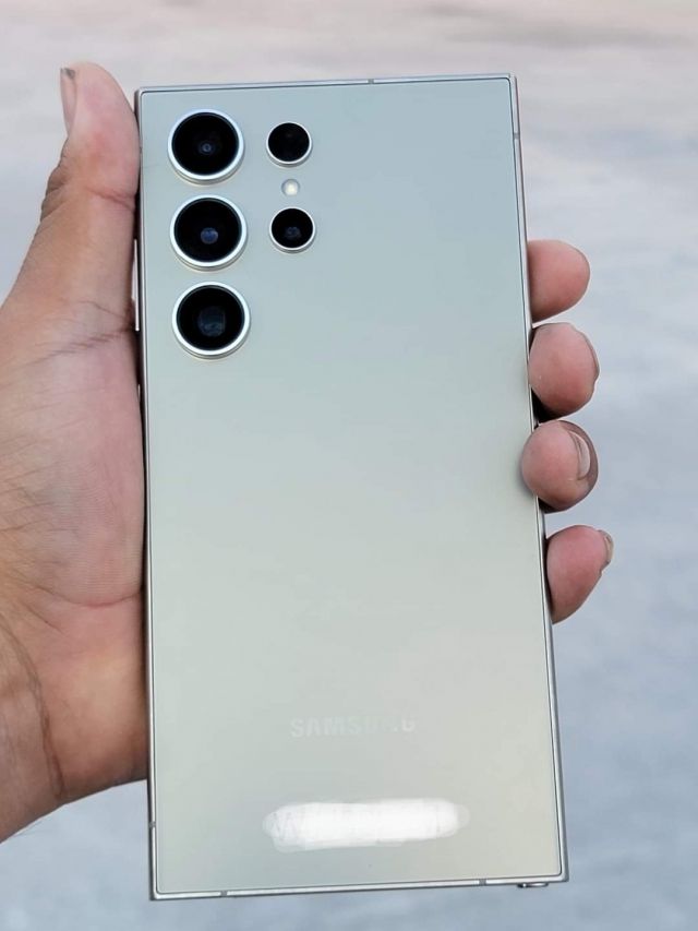 삼성 ‘갤럭시S24 울트라’ 실물 추정 사진 [사진, @DavidMa05368498]