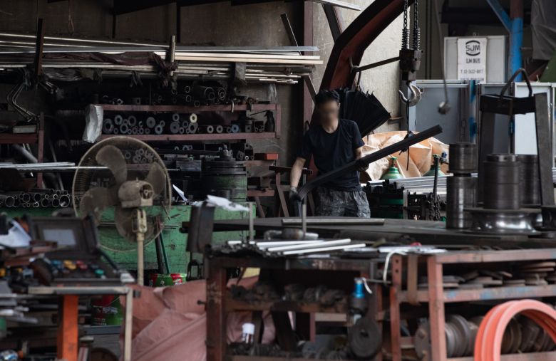 20·30대에 이어 40대도 제조업종 구직을 기피하면서 제조업 노동 수급 불균형이 심화된 것으로 나타났다.[뉴시스]