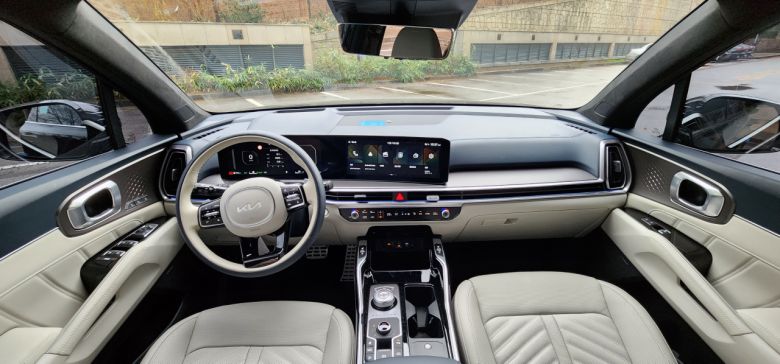 ‘더 뉴 쏘렌토’ 실내 . 김성우 기자