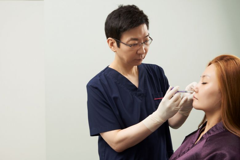 임이석테마피부과 임이석 원장(전 대한피부과의사회장)