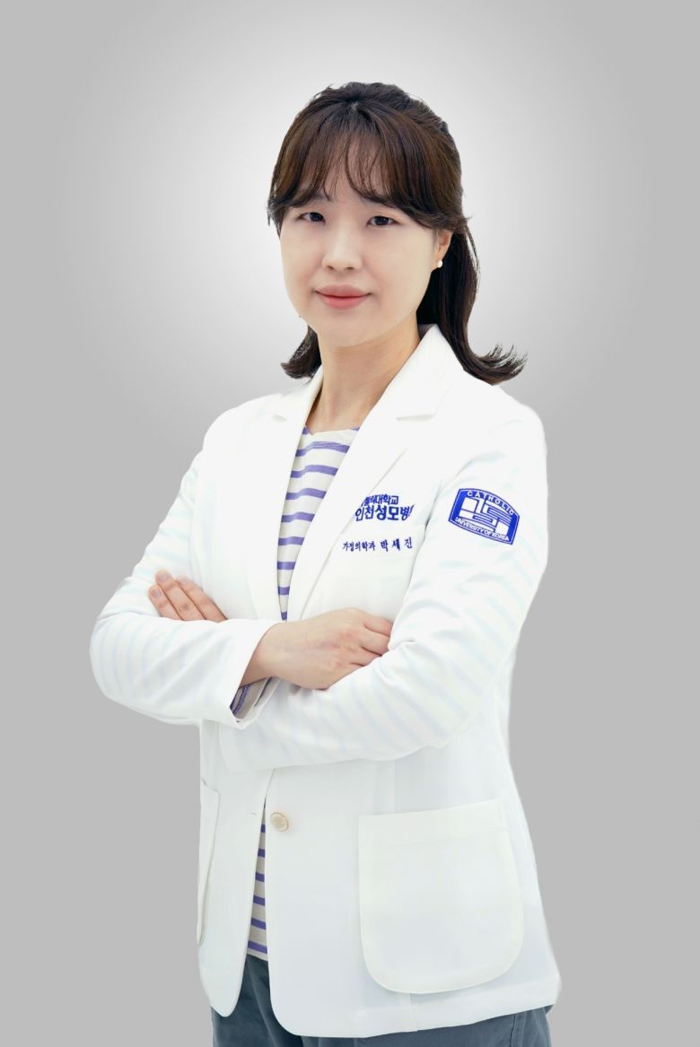 박세진 교수는 “번아웃 증후군은 단순한 스트레스나 피로감이 아닐 수 있다. 의욕과 동기를 완전히 상실하고 결국에는 일상생활에까지 지장을 주게 된다”며 “심할 경우 우울증으로도 연결될 수 있고, 만성적인 증상으로 심화할 수 있는 결코 가벼이 여겨서는 안 되는 질환이다”고 경고했다.