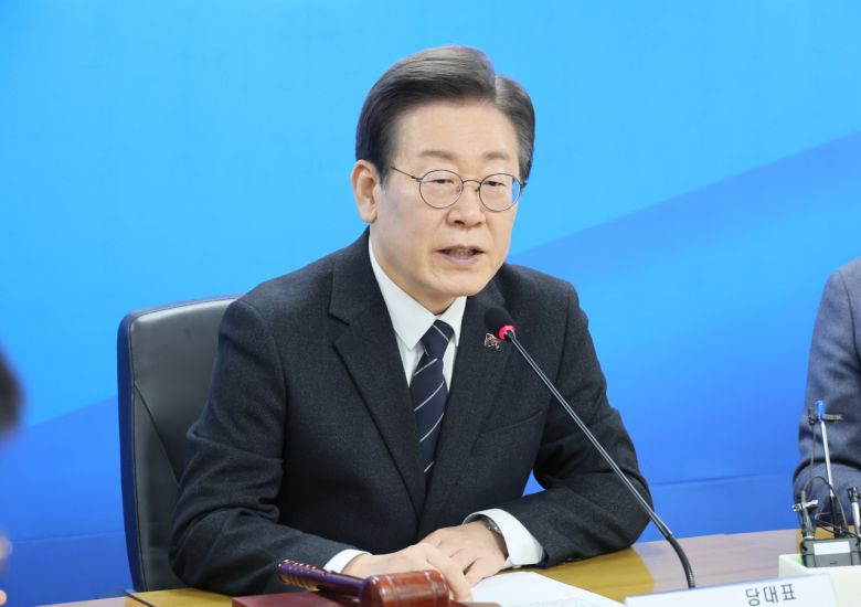 이재명 더불어민주당 대표가 23일 서울 여의도 중앙당사에서 열린 최고위원회의에서 발언하고 있다. [연합]