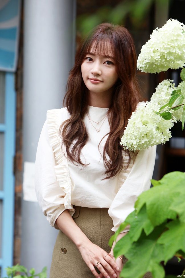 [헤럴드경제 = 서병기 선임기자]최근 tvN 드라마 ‘내 남편과 결혼해줘’에서 악역으로 주목을 받았던 배우 송하윤이 학폭의혹을 전면 부인했다.