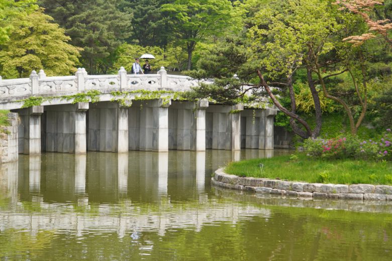 국민놀이터가 된 현충사