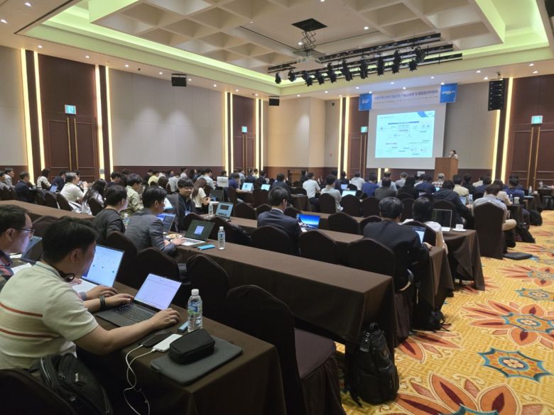 ‘개방형 기술교류회’ 및 ‘모빌리티 기업 간담회’ 모습.[IITP 제공]