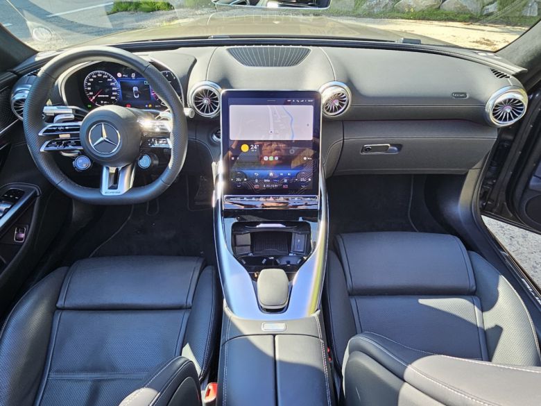 메르세데스-AMG SL 63 A 4MATIC+ 실내. 서재근 기자