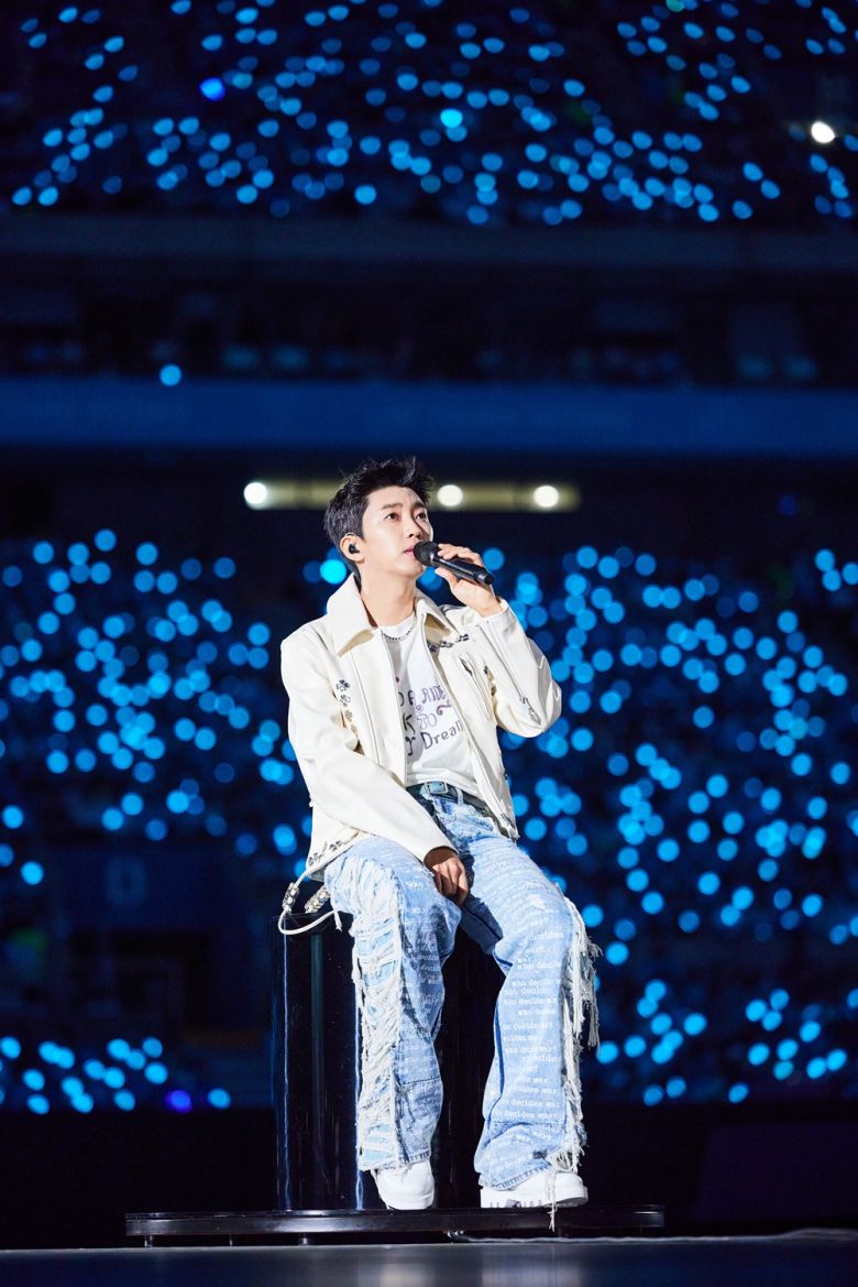 이외에도 임영웅의 ‘IM HERO - THE STADIUM’은 영웅시대 모두의 하늘빛 축제답게, 기념 스탬프 찍기와 스페이스맨에게 엽서 보내기, 휴식 공간인 히어로 스테이션, 히어로 익스프레스, 히어로 갤러리 등이 준비돼 누구나 즐길 수 있었다.