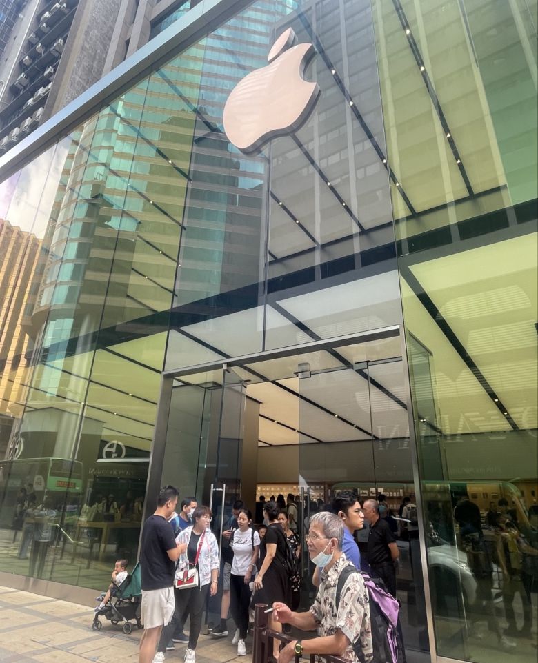 지난해 9월 홍콩 코즈웨이베이 인근 애플스토어. [독자 제공]