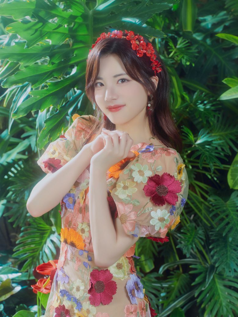 -미유 씨에 대한 기본 데이터가 별로 없는데, 음악과 관련된 성장 배경이 궁금하다.