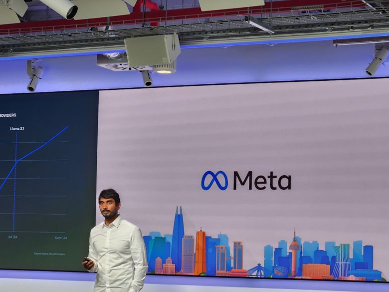 10일 서울 강남구 메타 한국 오피스에서 진행된 메타의 AI 미디어 브리핑에서 마노하 팔루리 메타 생성형 AI 부사장이 라마의 성과에 대해 설명하고 있다. [이영기 기자/20ki@]