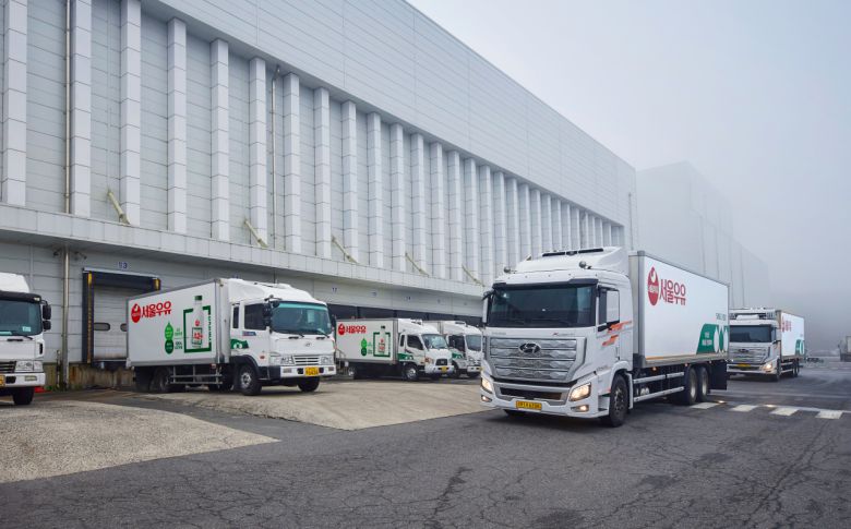 서울우유 공장 물류차량. [서울우유협동조합 제공]