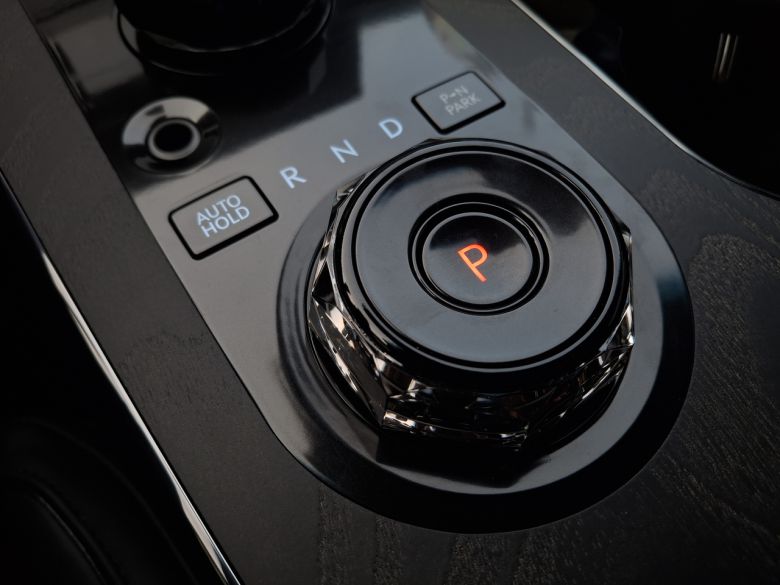 GV80 쿠페 블랙 1열 내장재 요소들. [김성우 기자]