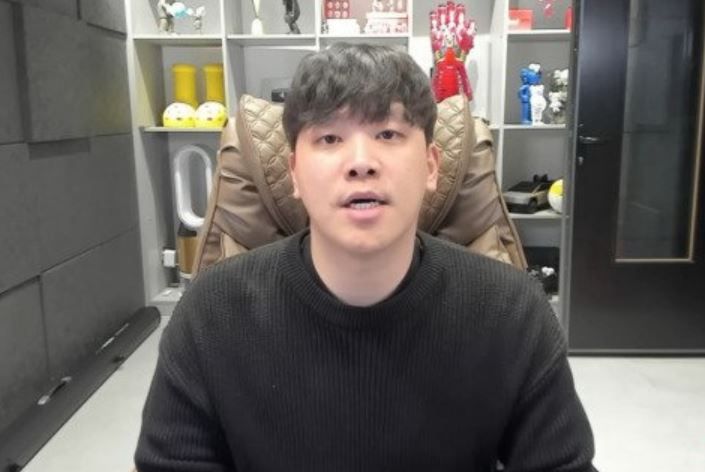 넷플릭스 서바이벌 예능 ‘더 인플루언서’에 출연한 오킹. 넷플릭스 측은 콘텐츠 공개 전에 우승 사실을 누설한 오킹에게 상금 3억원을 지급하지 않았다. [오킹 유튜브 갈무리]