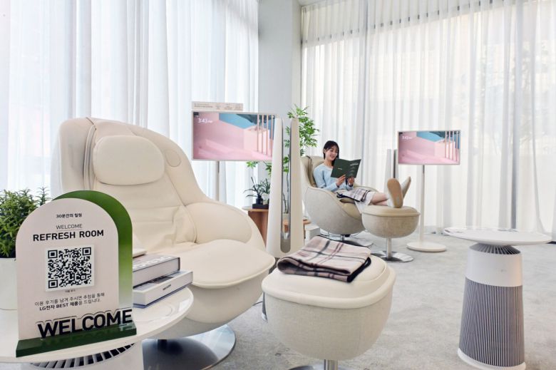 LG전자 베스트샵 내 가전제품 체험공간 ‘리프레쉬 룸’. [LG전자 제공]