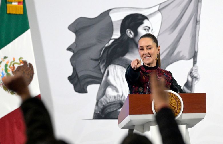 클라우디아 셰인바움 멕시코 대통령이멕시코시티 대통령궁에서 기자회견을 하는 모습[AFP]