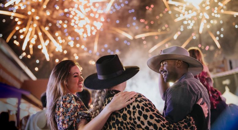 스템피드 카우보이 축제 불꽃 놀이