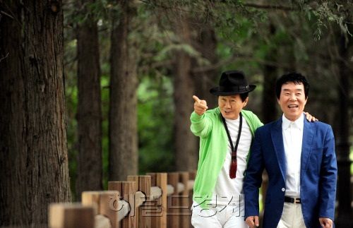 송대관과 태진아.2010년 인터뷰하면서 찍은 사진