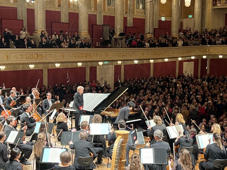 지난 1월 마린 알솝이 지휘하는 비엔나국립방송교향악단과 임윤찬의 협연/고승희 기자