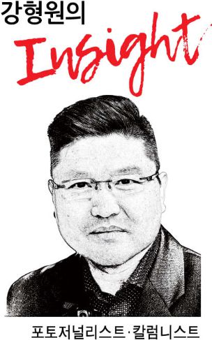 가까이에서 본 경주 불국사 대웅전 단청의 모습. 건물 전체가 박물관 안에 전시돼야 할만큼 예술적으로 탁월하다.    [필자 제공·국립문화유산연구원]