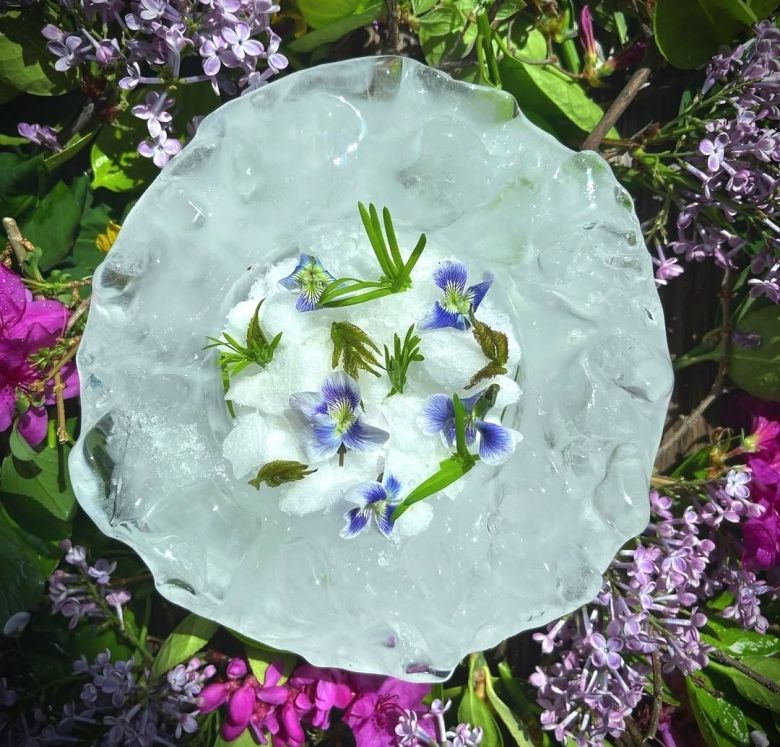 조셉 셰프가 봄꽃에 영감을 받아 만든 디저트. 에빗 제공