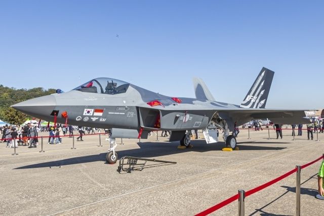 한국이 인도네시아와 국제 공동연구개발 중인 한국형전투기 KF-21(인니명 IF-X) 보라매 사업을 둘러싼 미묘한 움직임이 감지된다. 공동개발국인 인니가 돌연 튀르키예의 차세대전투기 사업에 러브콜을 보낸 가운데 ‘K-방산’의 큰손으로 떠오른 아랍에미리트(UAE)는 KF-21에 관심을 표명하고 있다. 자료사진. [헤럴드DB]