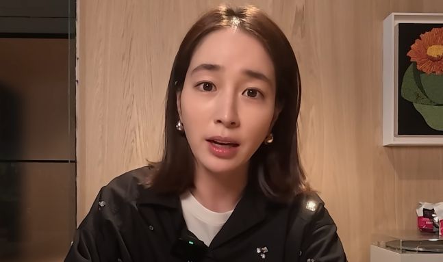 배우 이민정이 두 번의 임신과 출산으로 시력을 잃었다고 고백했다. [유튜브 채널 ‘이민정 MJ’ 캡처]