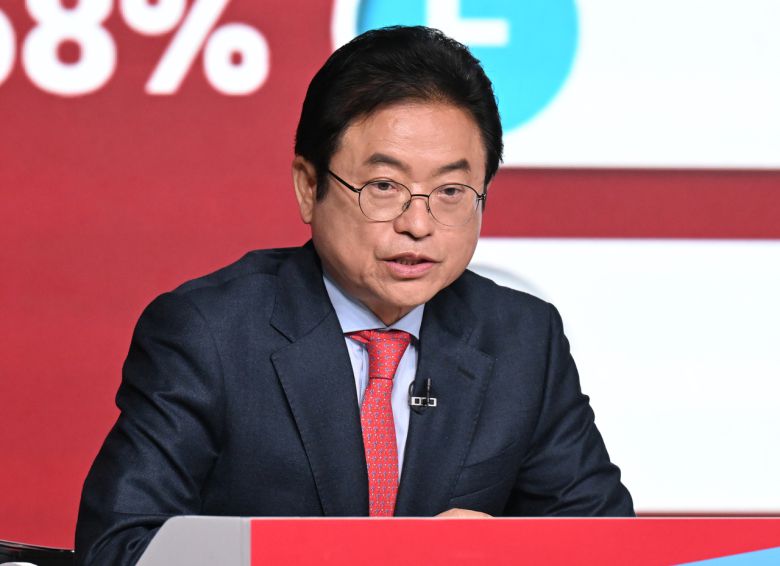 20일 서울 강서구 ASSA아트홀에서 열린 국민의힘 제21대 대통령 후보자 1차 경선 조별 토론회에서 B조 이철우 후보가 발언하고 있다. 2025.4.20 [국회사진기자단] [연합]