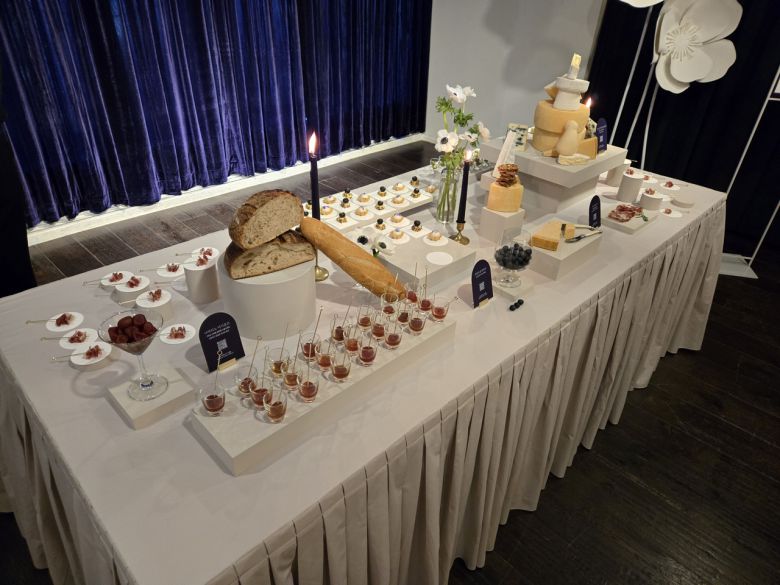 25일 서울 강남구 메종 르 서클에서 열린 컬리 행사 ‘프리스티지 데이’에 마련된 케이터링. 컬리에서 판매 중인 식재료로 만들었다. 정석준 기자