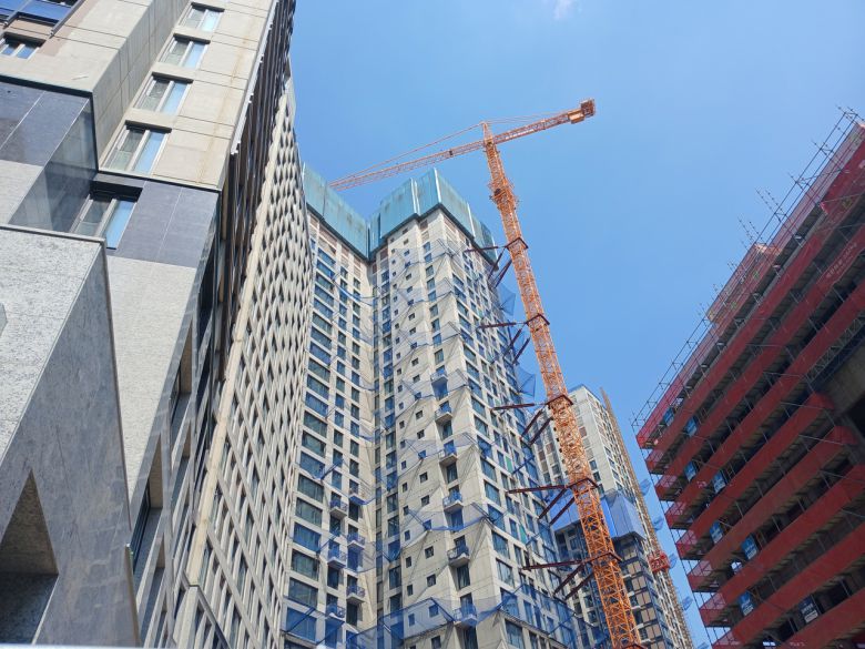 서울 송파구 신천동에서 잠실르엘(미성·크로바 재건축) 아파트가 지어지고 있다.김희량 기자