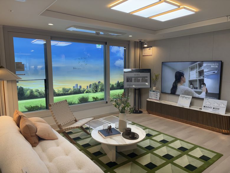 84A타입 유닛의 거실 모습. [정주원 기자]