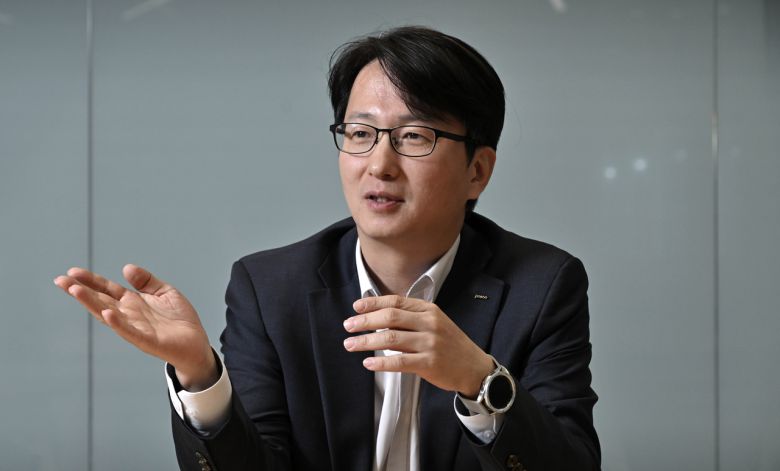 김동윤 포스코인터내셔널 경영기획실장이 25일 오전 서울 강남구 포스코센터에서 헤럴드경제와 인터뷰를 하고 있다. 임세준 기자