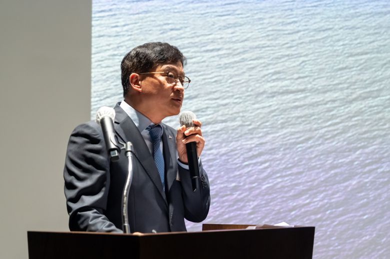 이강석 대우건설 대외협력단장이 GBF 강연을 통해 ‘대우건설의 비전과 미래, 그리고 함께 가는 GBF7기의 꿈’에 대해 얘기하고 있다.   <사진제공=담다스튜디오>