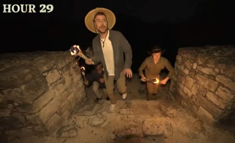 유튜버 미스터 비스트의 멕시코 유적 영상 갈무리 [ [미스터 비스트 유튜브 캡처]