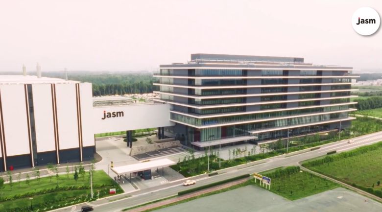 TSMC가 일본 소니·덴소·토요타와 합작해 만든 자회사 JASM을 통해 규슈 구마모토현에 준공한 1공장. [TSMC 홈페이지]