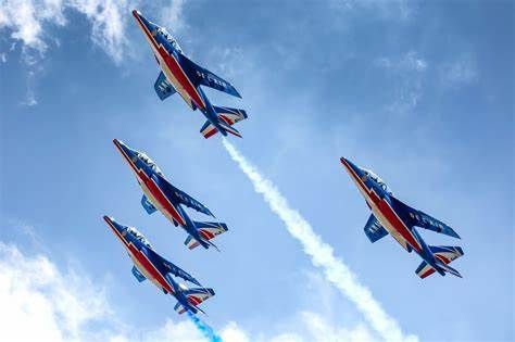 ▲ 파트루유 드 프랑스 (Patrouille de France) 공예비행팀