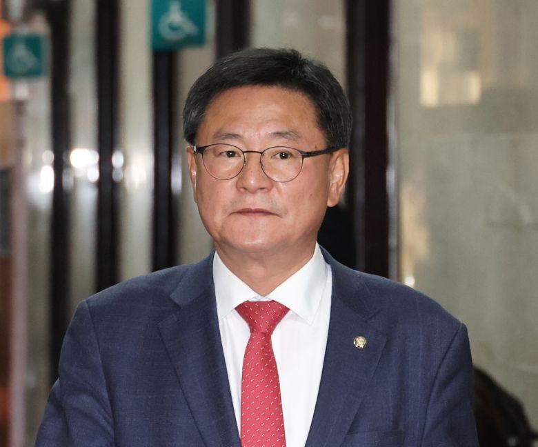 국민의힘 차기 원내대표 선거 출사표를 던진 4선의 이헌승 의원 [연합]