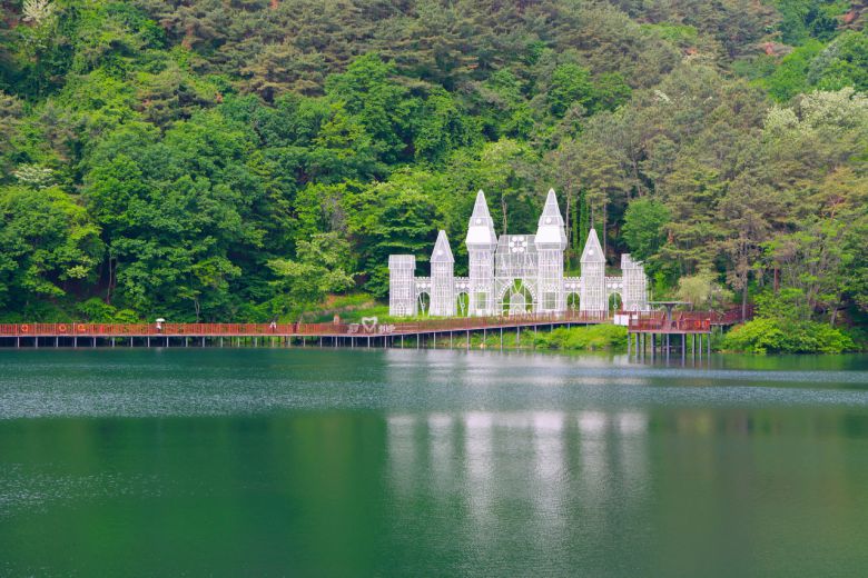 제천 제2의림지 비룡담저수지 유러피언 캐슬 조형물