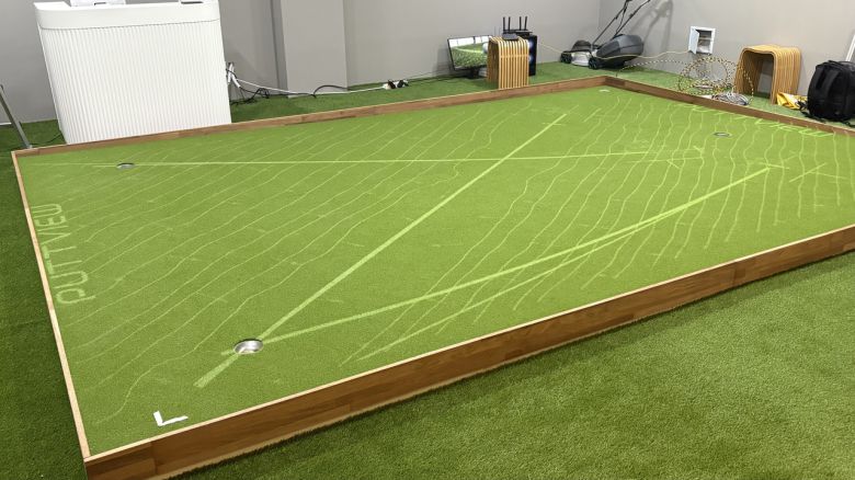 워커힐 골프클럽에 도입된 AI 골프센터 내 퍼팅 피팅 장소. 펏뷰가 설치됐다. 신현주 기자