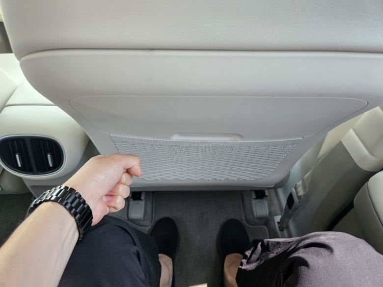 올 뉴 넥쏘 2열 무릎공간. 서재근 기자