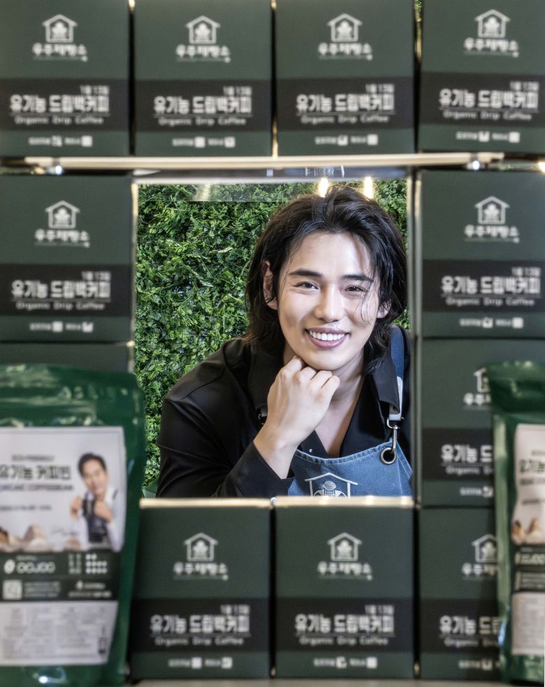 ‘우주제빵소’ 정우주 대표가 24일 오후 서울 강서구 우주제빵소에서 헤럴드경제와 인터뷰에 앞서 포즈를 취하고 있다. 임세준 기자