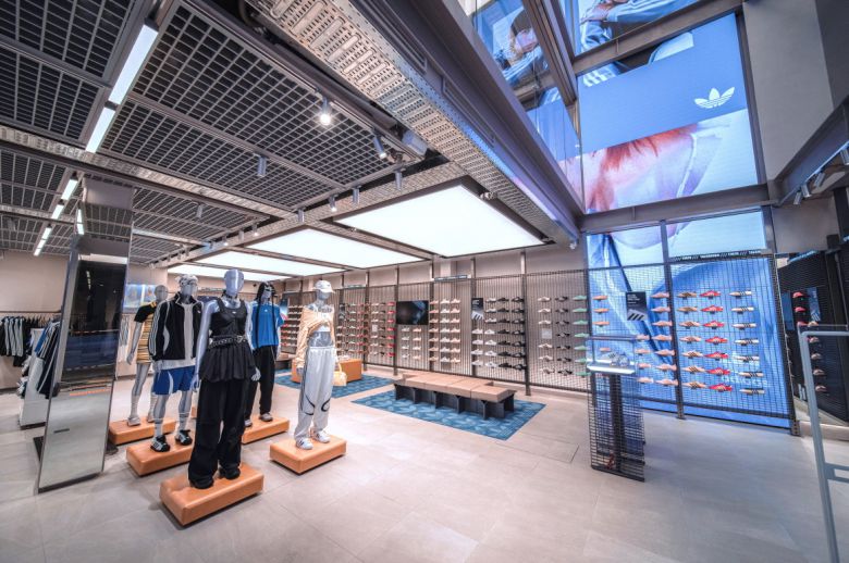아디다스 오리지널스 명동 스토어 1층 [아디다스코리아 제공]