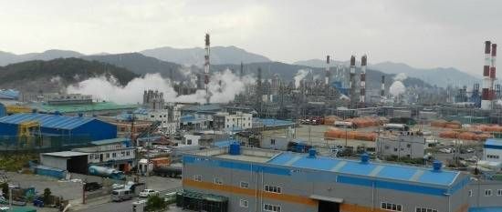 여수석유화학국가산단.